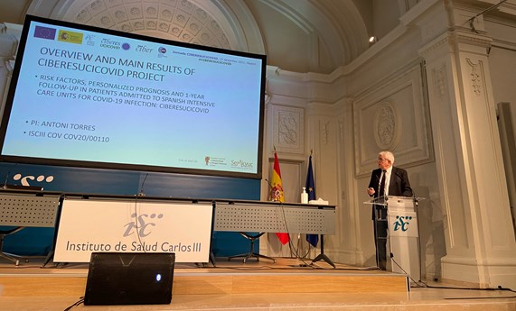 La neumonía adquirida en la UCI está asociada con la covid persistente La neumonía adquirida en la UCI está asociada con la covid persistente