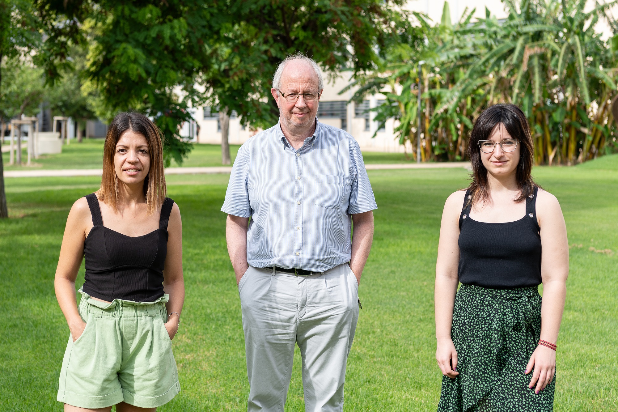 Diseñan una nanopartícula inteligente propulsada que mejora la administración de medicamentos